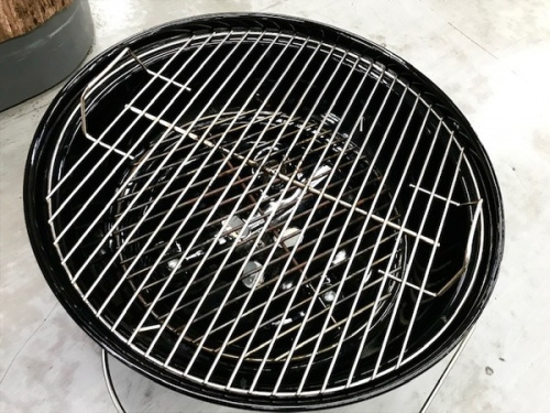バーベキュー用品のグリル