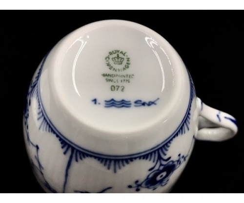 ブルーフルーテッドハーフレースの中古　洋食器