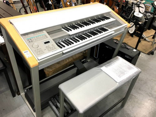 楽器のエレクトーン