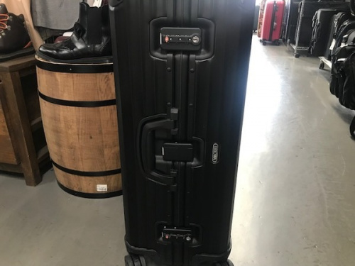 ビジネスアイテムのRIMOWA