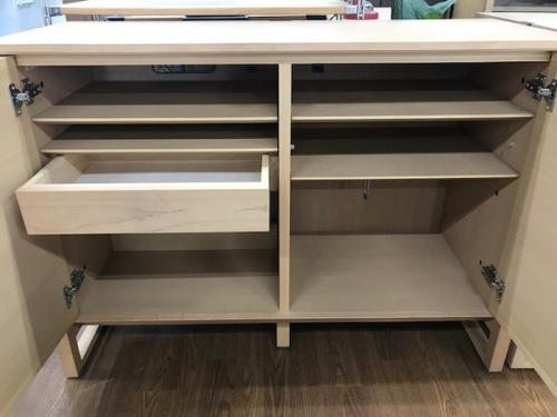 ダイニングの中古家具