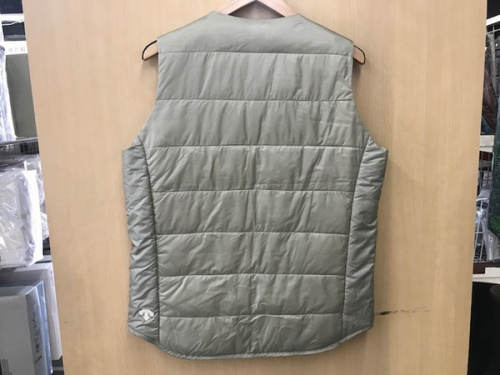 デサントのダウンベスト
