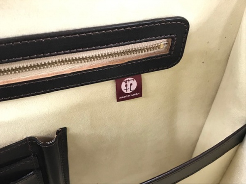 バッグのダレスバッグ