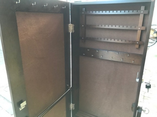 中古家具の木製