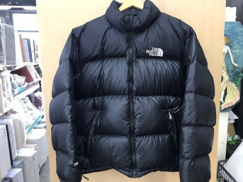 ジャケットのダウンジャケット
