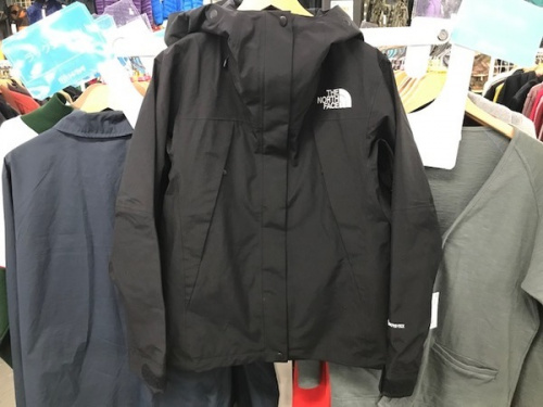 レディースファッションのジャケット