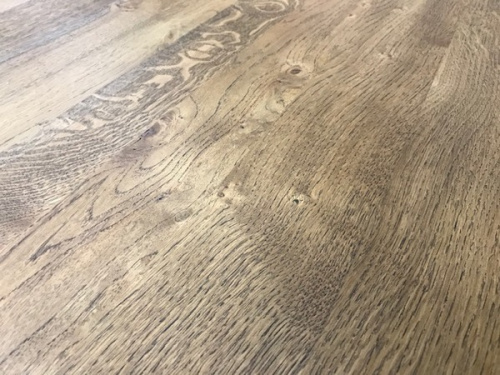 knot antiquesのカフェテーブル