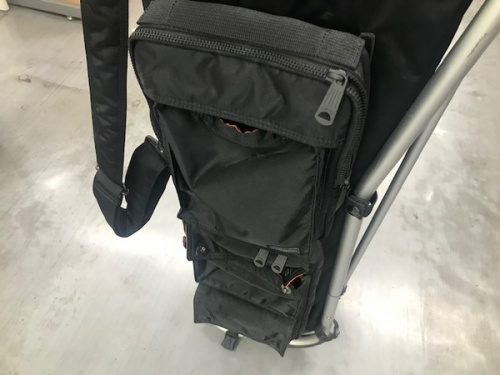 ゴルフのキャディバッグ