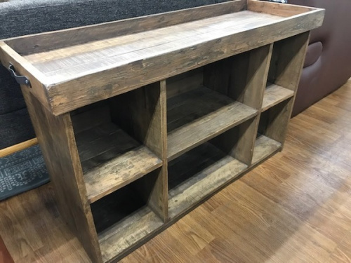 家具のシェルフ