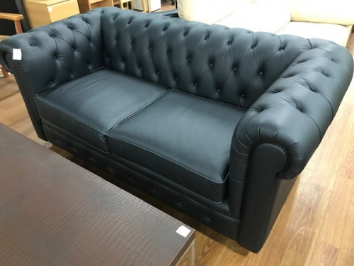 家具のソファ