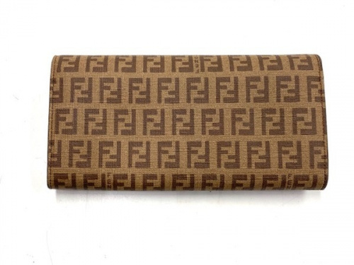 財布のFENDI