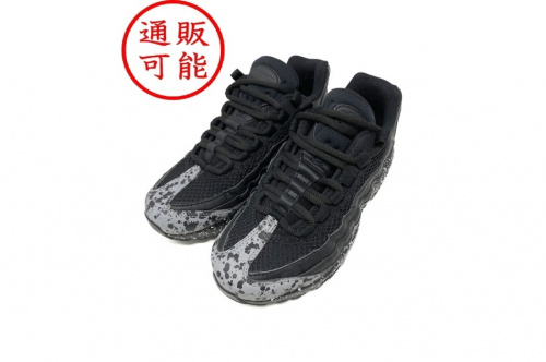 レディースファッションのスニーカー