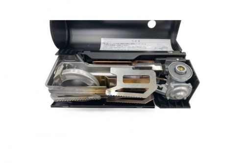 キャンプ用品のガスコンロ