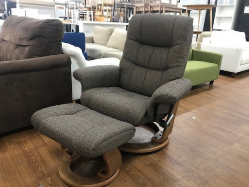 家具のソファ