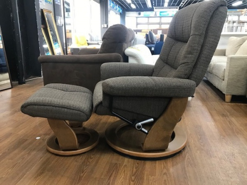 リクライニングチェアの浦和 中古 家具