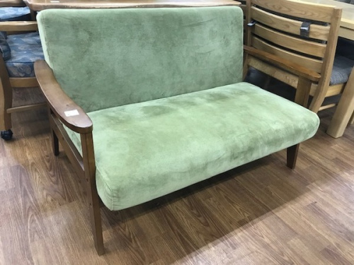 家具のソファ