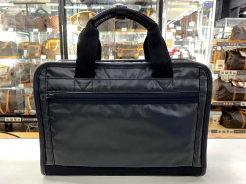 バッグのPORTER