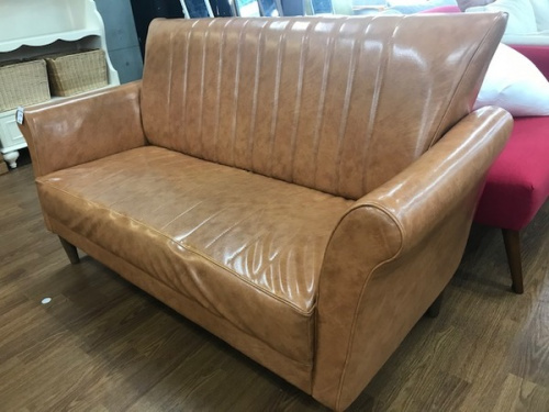 家具のソファ