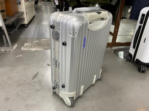 トラベル用品のRIMOWA