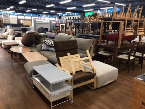 ダイニングセットの中古 家具