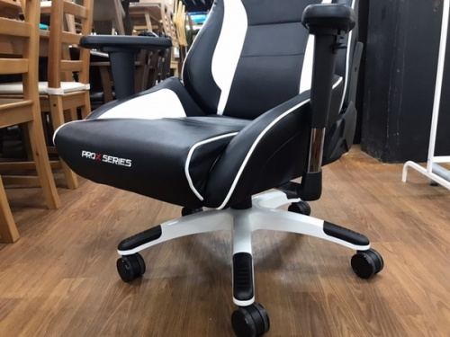 AKRACINGのゲーミングチェア 買取入荷！【浦和店】｜2020年11月25日 