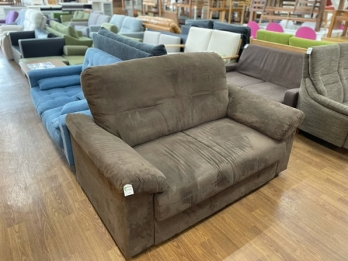 家具のソファ