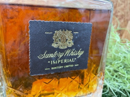 ウイスキーのサントリー