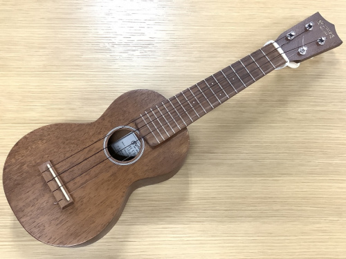 中古楽器の中古ギター