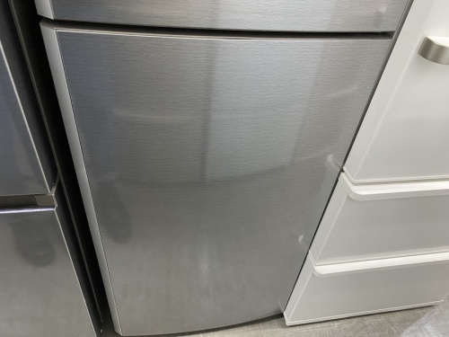 冷蔵庫の2ドア冷蔵庫