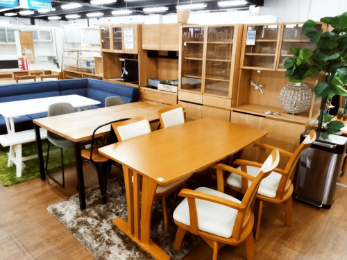 クラッシュゲートの中古家具