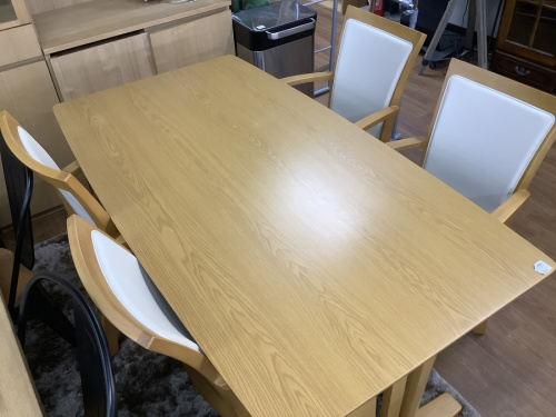 家具のダイニングセット