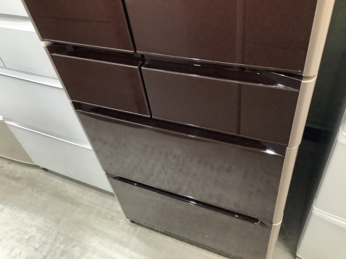 冷蔵庫の6ドア冷蔵庫