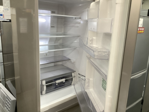 冷蔵庫の3ドア冷蔵庫