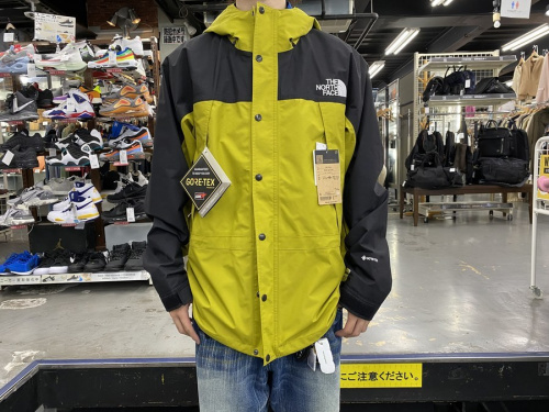 THE NORTH FACE (ザ・ノース・フェイス）のﾏｳﾝﾃﾝﾊﾟｰｶｰ