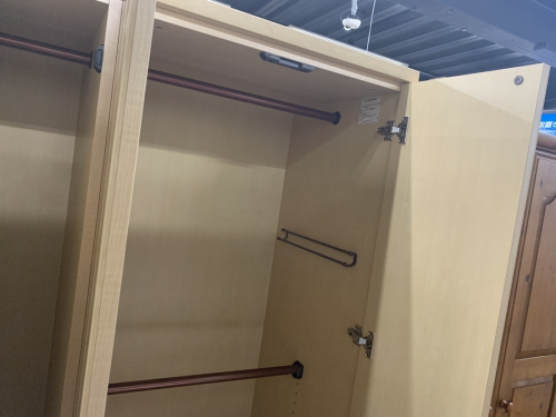 ワードローブのクローゼット