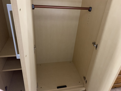 クローゼットのハンガーラック