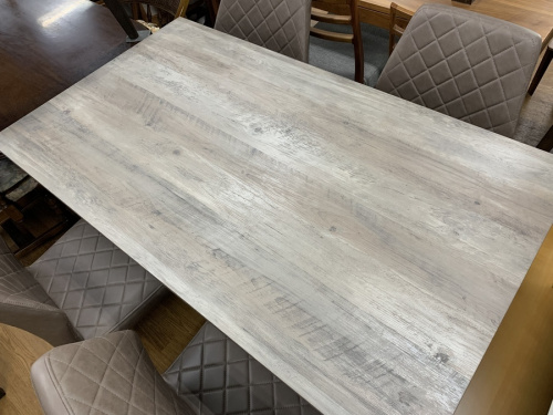 家具のダイニングセット