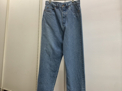 メンズファッションのデニムパンツ