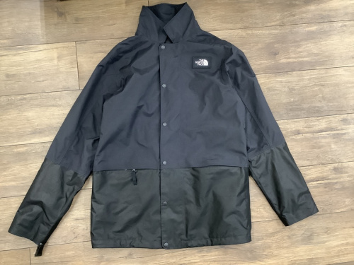 アウトドアウェアのTHE NORTH FACE