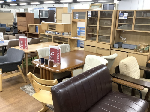 ダブルベッドの中古家具