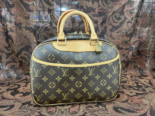LOUIS VUITTONのルイヴィトン