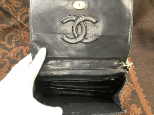 ルイヴィトンのCHANEL