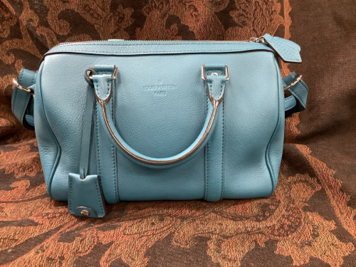 ブランド・ラグジュアリーのLOUIS VUITTON