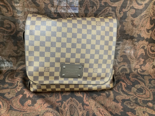 ブランド・ラグジュアリーのLOUIS VUITTON