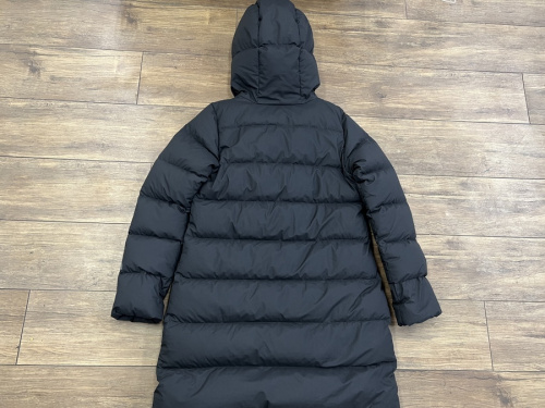 ダウンコートの冬物