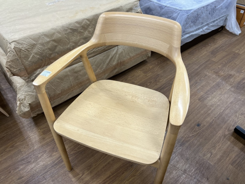 家具のアームチェア