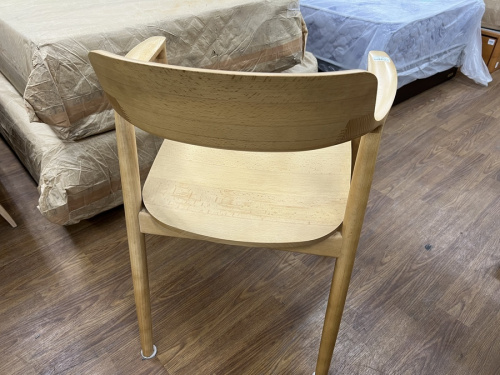 アームチェアのマル二木工