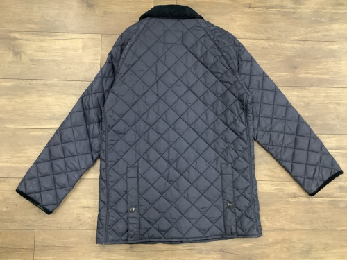 Barbourのキルティングジャケット