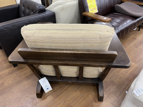 1人掛けソファーの柏木工