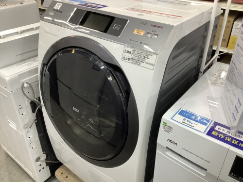 生活家電のドラム式電気洗濯乾燥機